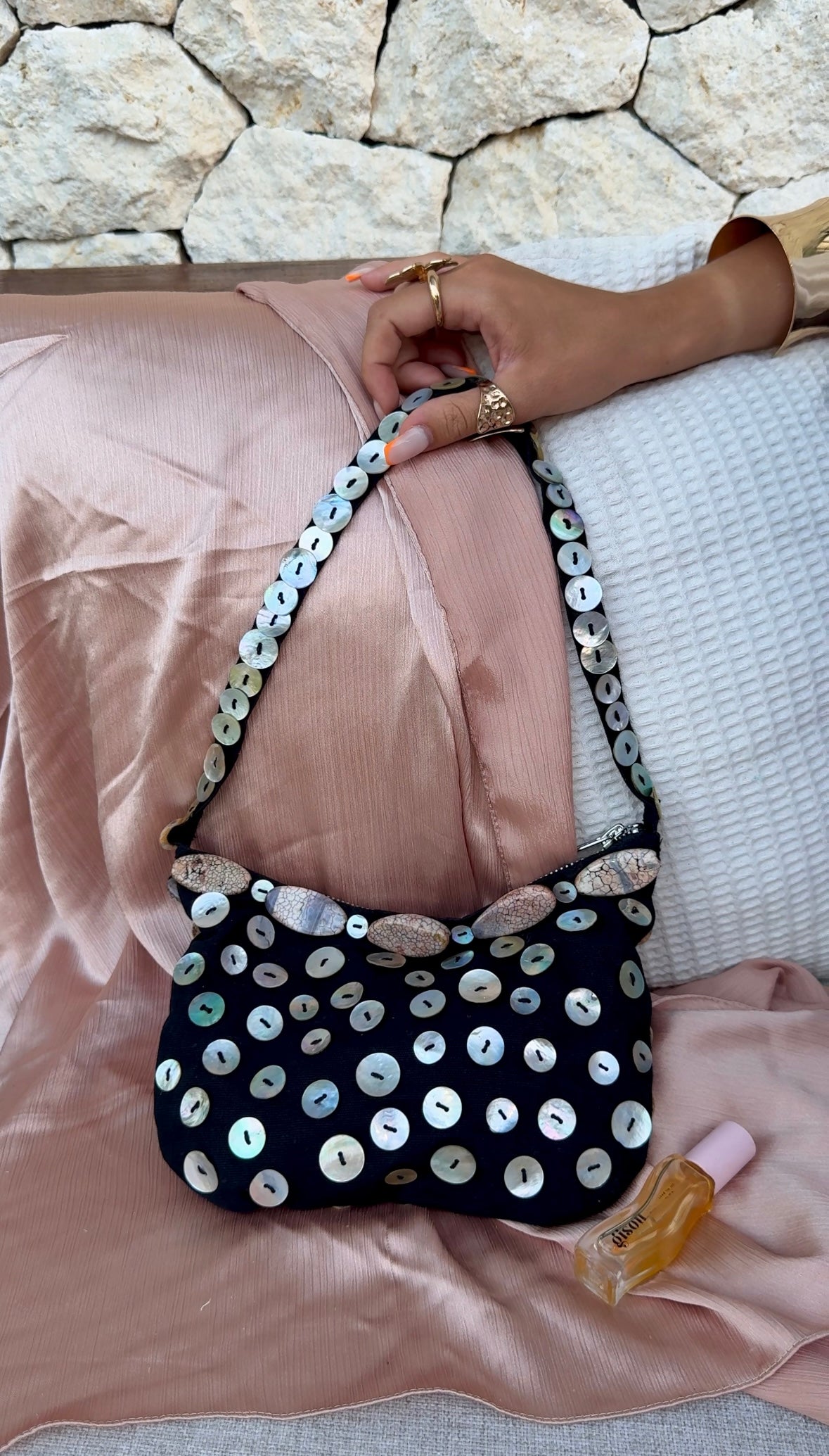 Victoria-Black Seashell button & stone handbag