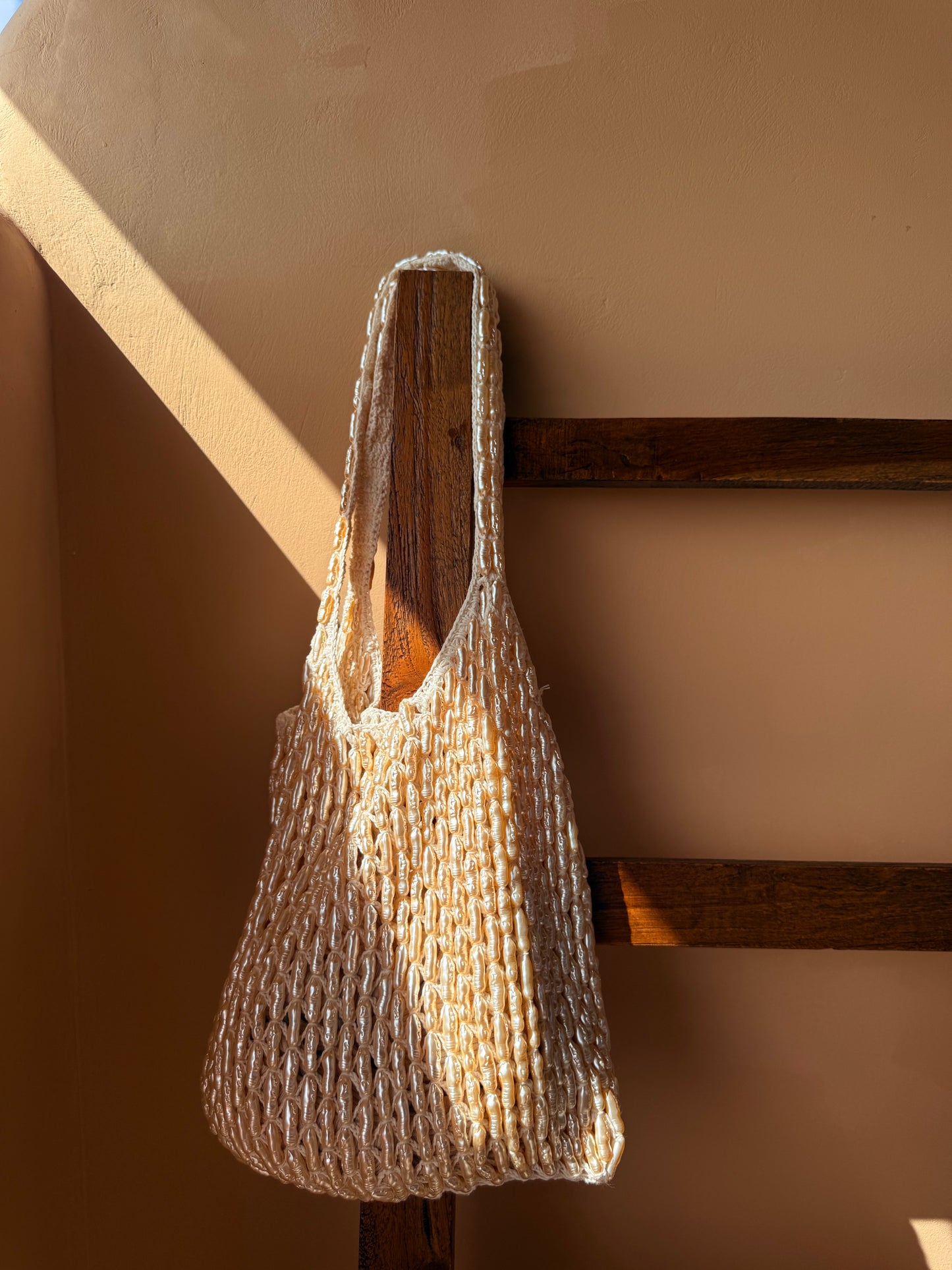 Julia - Freshwater Pearl Style Beach Bag