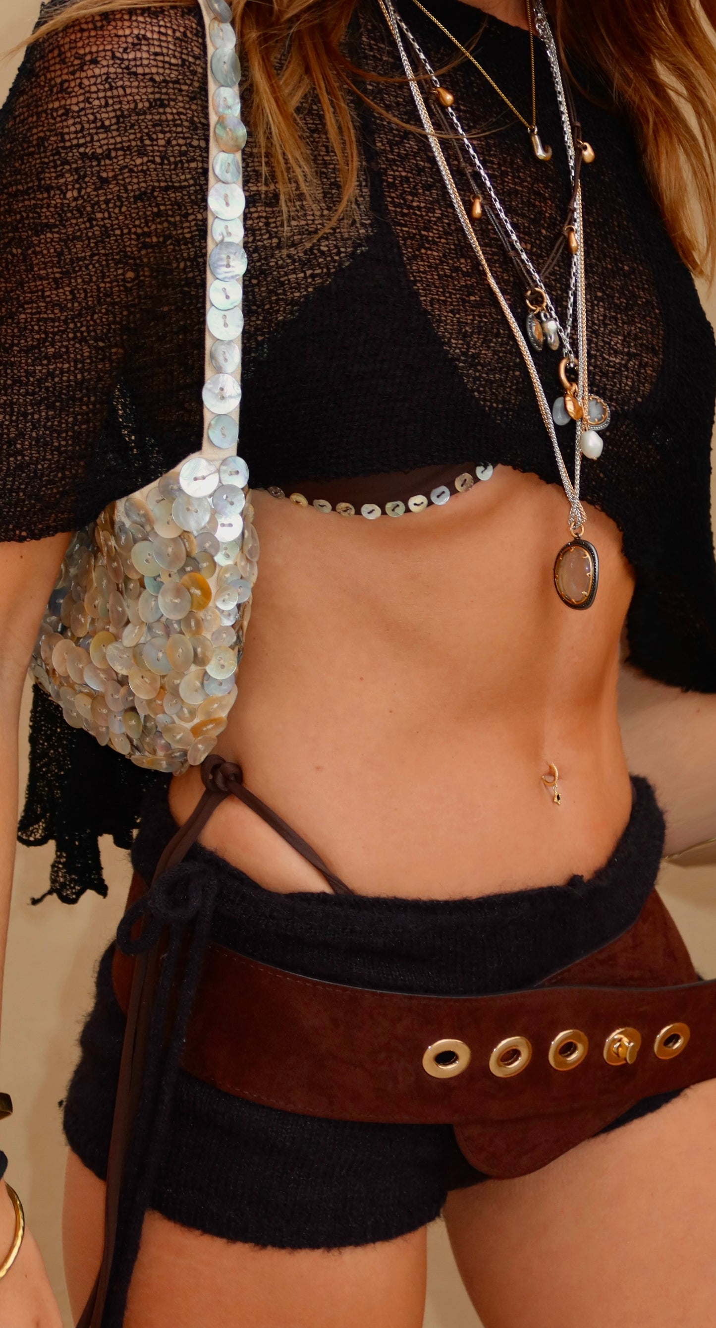 Yenna - Seashell Button handbag