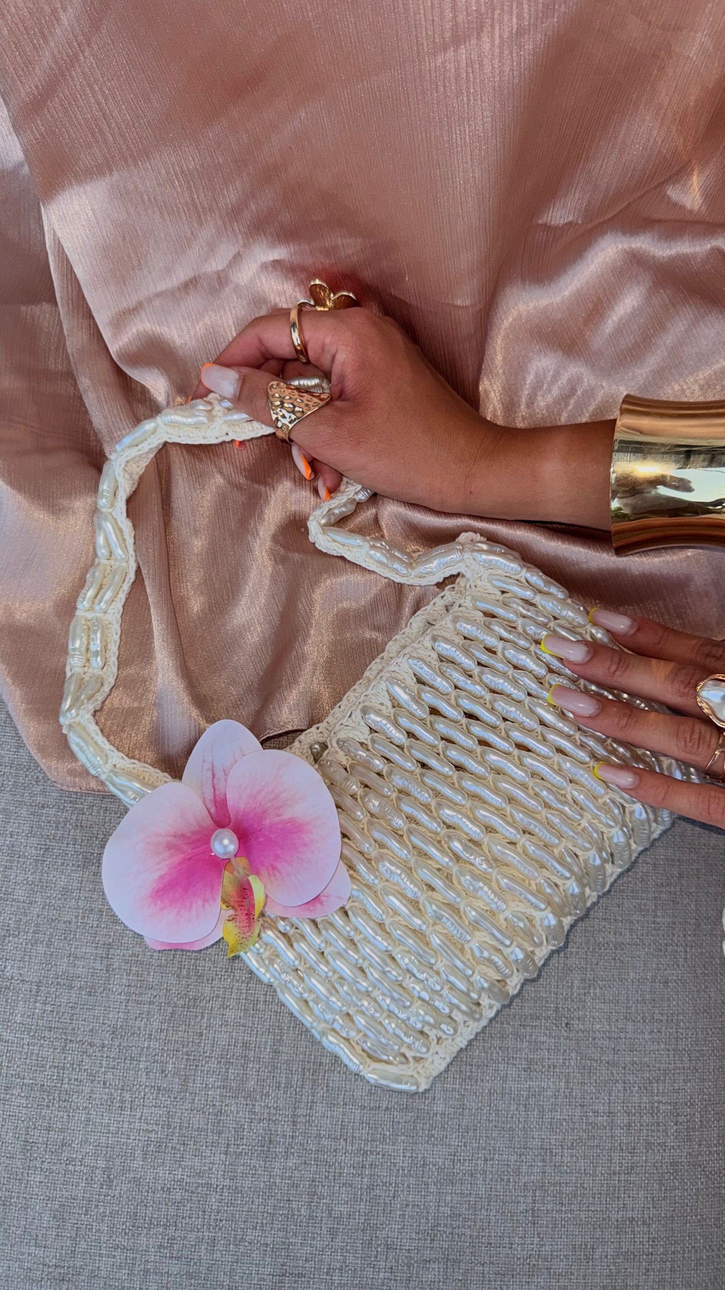 Stella - Freshwater Pearl Style Handbag