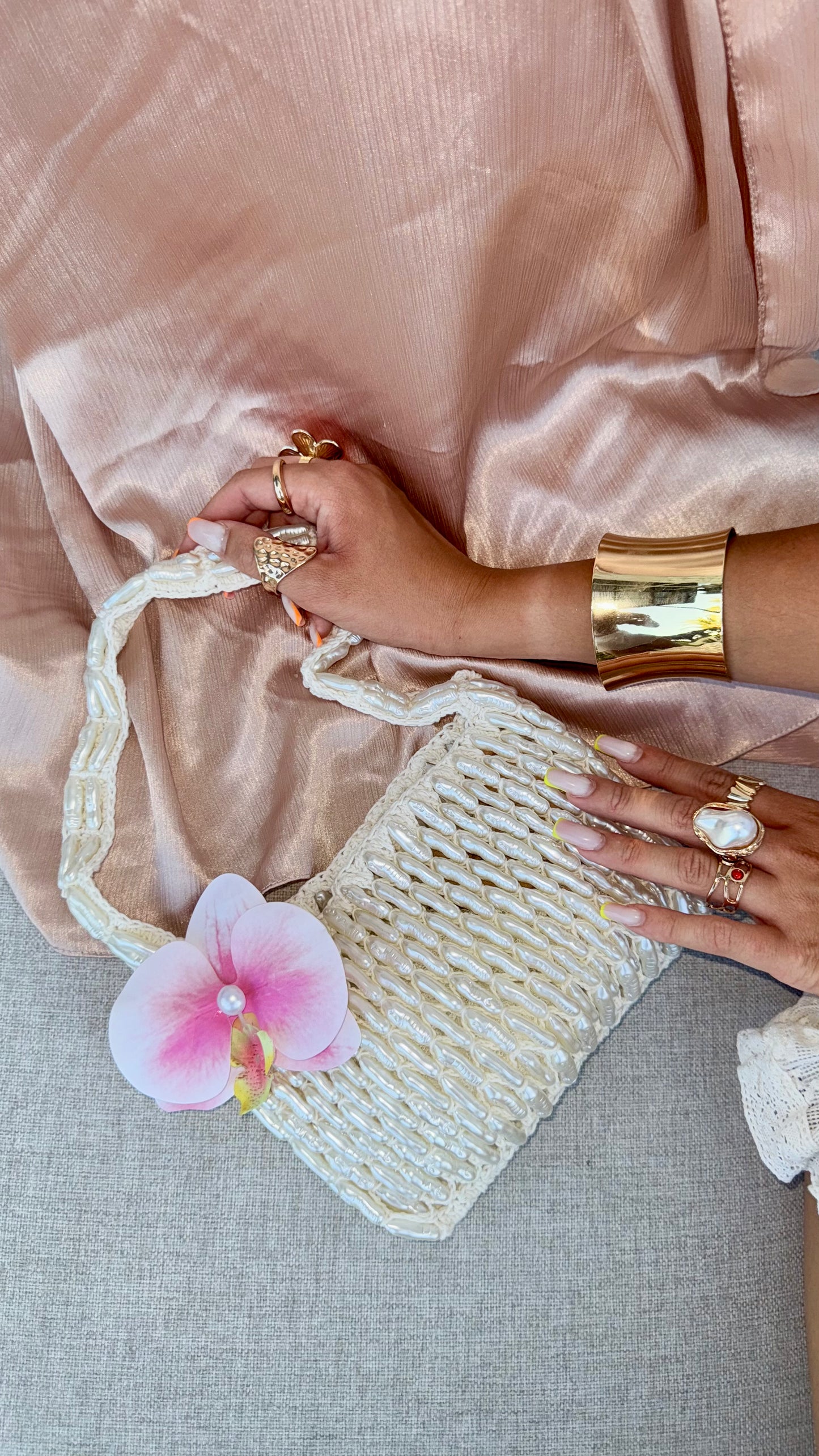 Stella - Freshwater Pearl Style Handbag